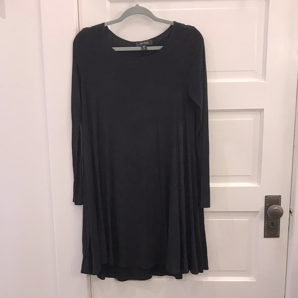 Karen Kane long sleeved shift dress, size S